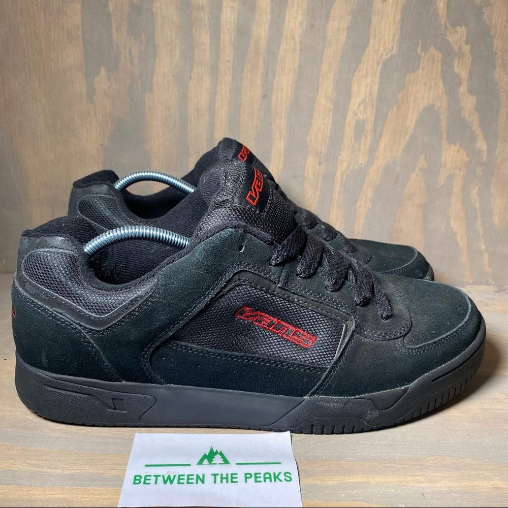Vans Heenan Skate Shoes Black Red Men's Size 14 - Picture 1 of 9